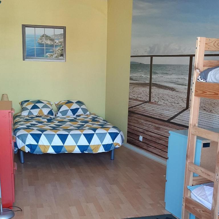 Appartement T3 idéal, proche plage et centre, parking, balcon - FR-1-319-491 - Appartement - 10