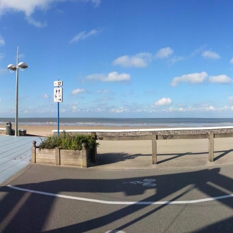 Bel Appart 2 Chambres, Terrasse, Proche Plage - FR-1-323-491 - Appartement - 20
