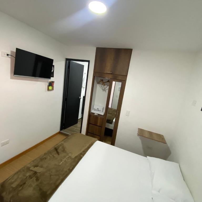 Bramasole Hotel Boutique - El Peñol - Habitación Doble con baño privado - 3