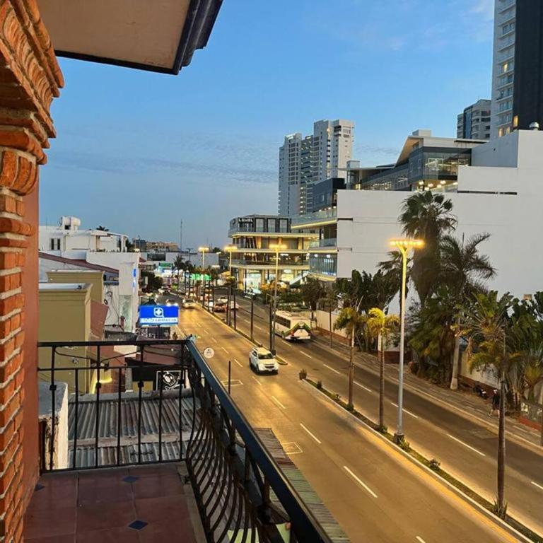 D1 Golden Zone oceanview Balboa apartment - One-Bedroom Apartment - 6
