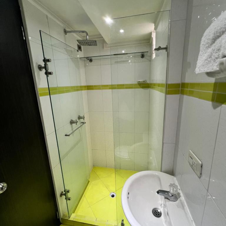 Medellin TRIP CITY parque lleras poblado palmas - One-Bedroom Apartment - 42