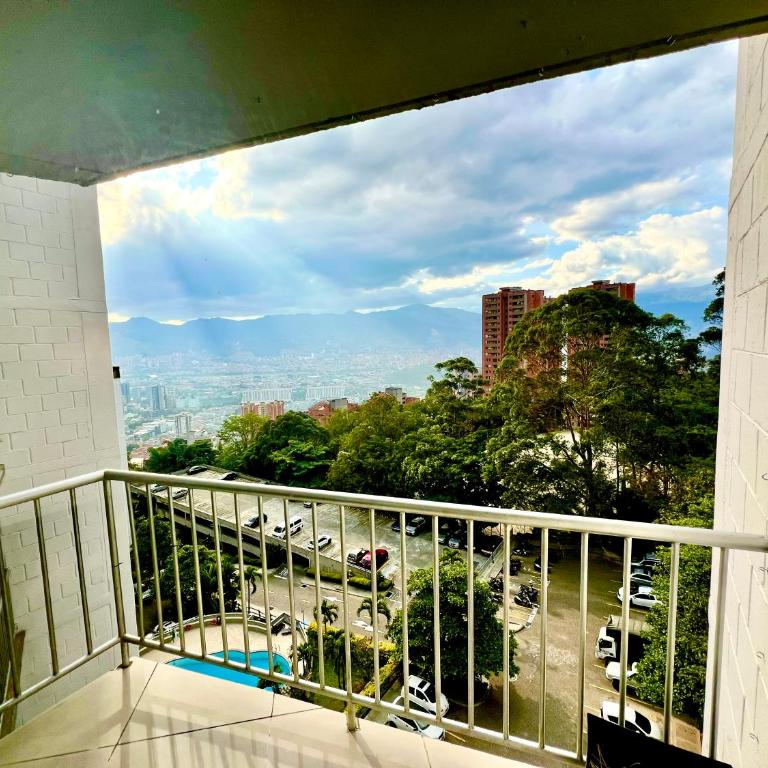 Medellin TRIP CITY parque lleras poblado palmas - One-Bedroom Apartment - 48