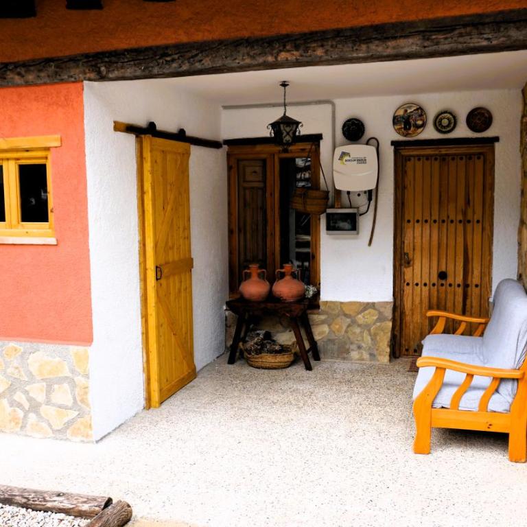 CAZORLA, CASA RURAL LA GUINDALERA - Three-Bedroom House - 37