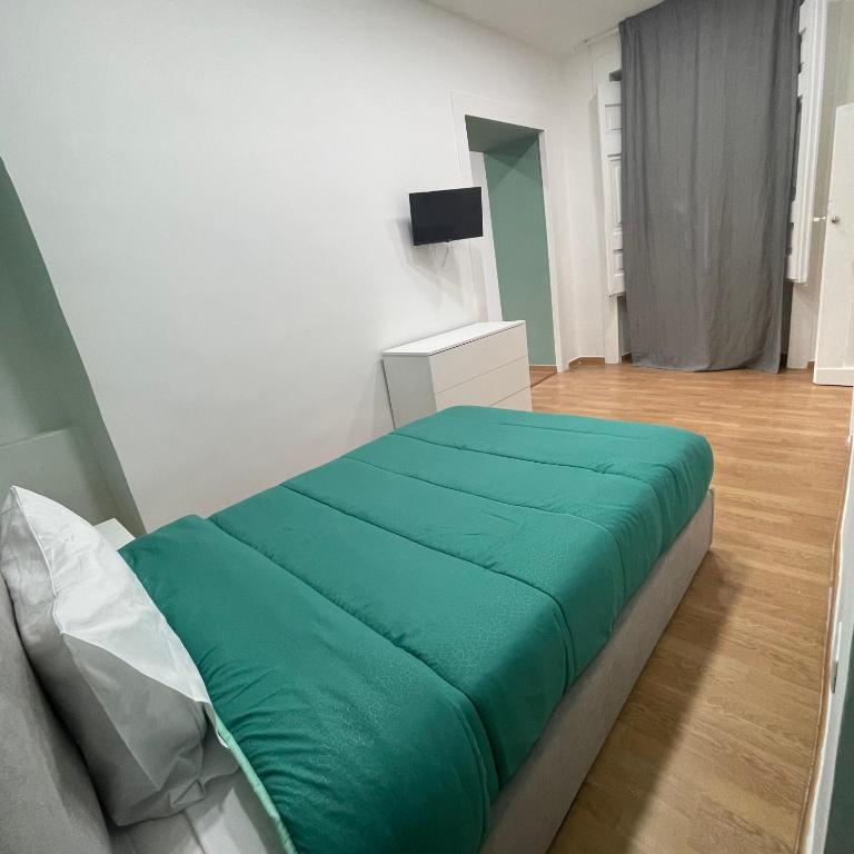 Pontecorvo 26 - Appartamento con 3 Camere da Letto - 26
