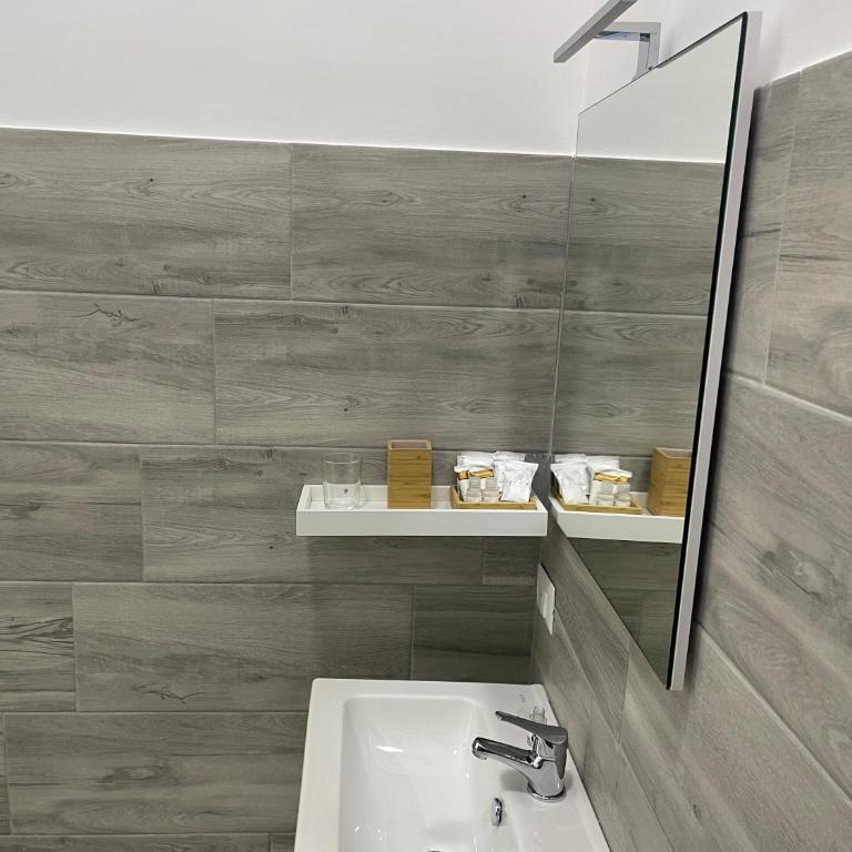 Pontecorvo 26 - Appartamento con 3 Camere da Letto - 17
