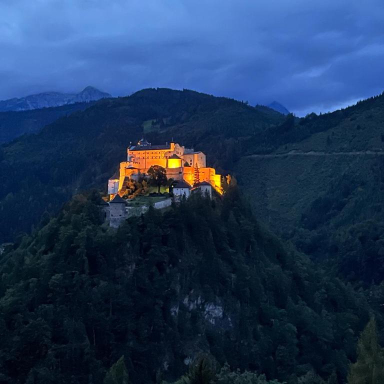 Haus Biechl mit Blick auf die Burg Hohenwerfen - Appartement 3 Chambres - 29