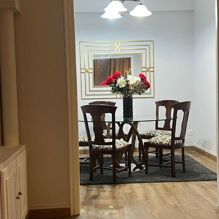 Amplio y céntrico piso con patio. - Apartamento - 10