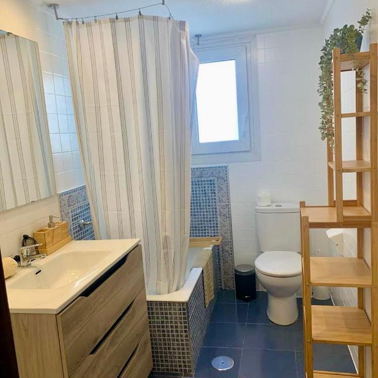 Amplio Apart 3 dormitorios cerca de la playa con garaje - Apartamento de 3 dormitorios - 12