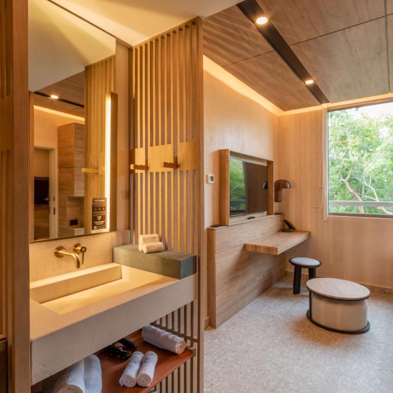 Motto By Hilton Tulum - Flex Room with One Queen Wall Bed - 7