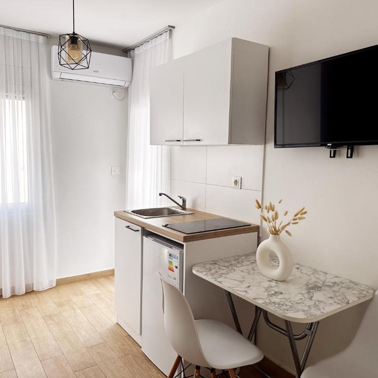 Danin apartmani - Apartment - 12