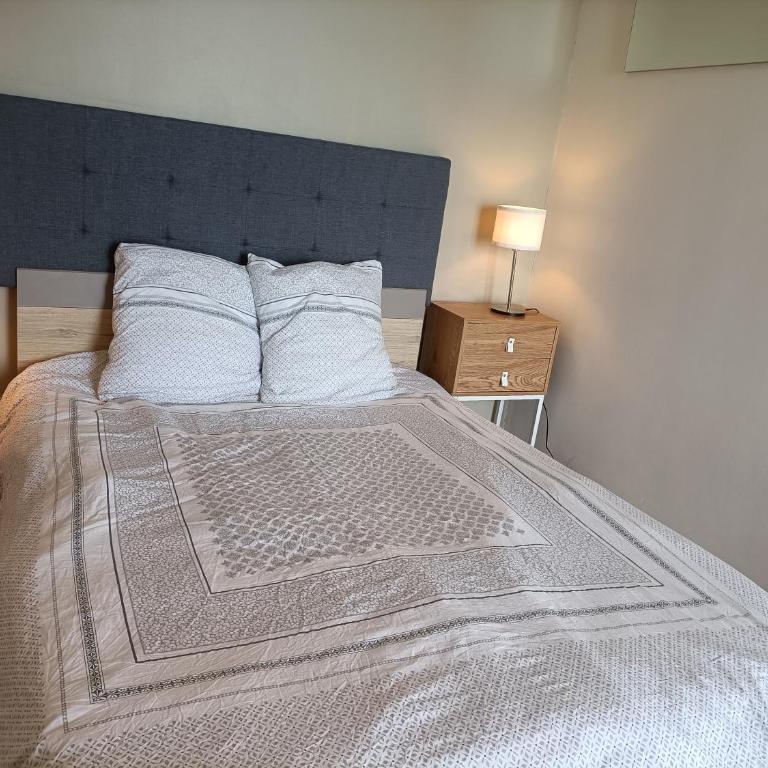 VUE MER et montagne dans parc du roy d'espagne, Up to 7 people - Apartment - 6