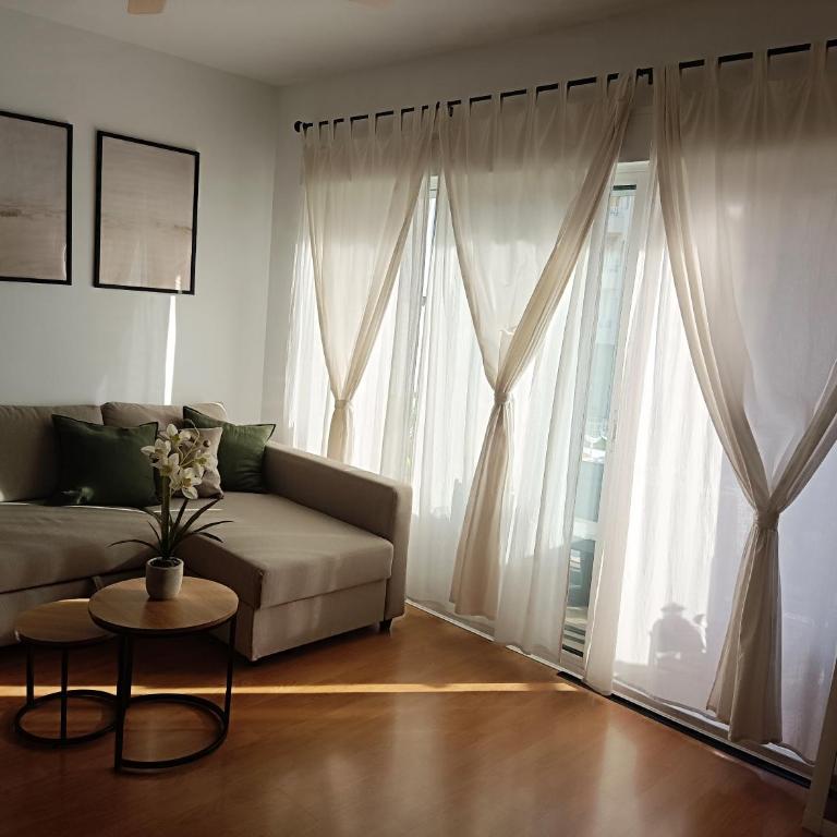 Soleado y luminoso a 3 minutos de la playa-Carihuela - Apartamento de 1 dormitorio - 31