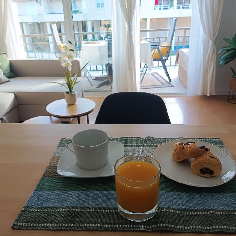 Soleado y luminoso a 3 minutos de la playa-Carihuela - Apartamento de 1 dormitorio - 25