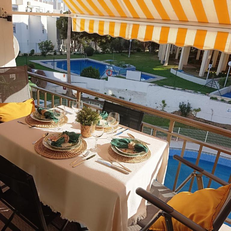 Soleado y luminoso a 3 minutos de la playa-Carihuela - Apartamento de 1 dormitorio - 37