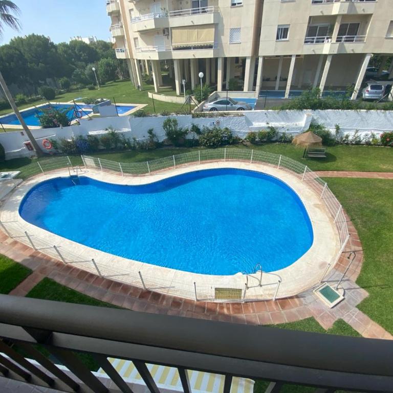 Soleado y luminoso a 3 minutos de la playa-Carihuela - Apartamento de 1 dormitorio - 15