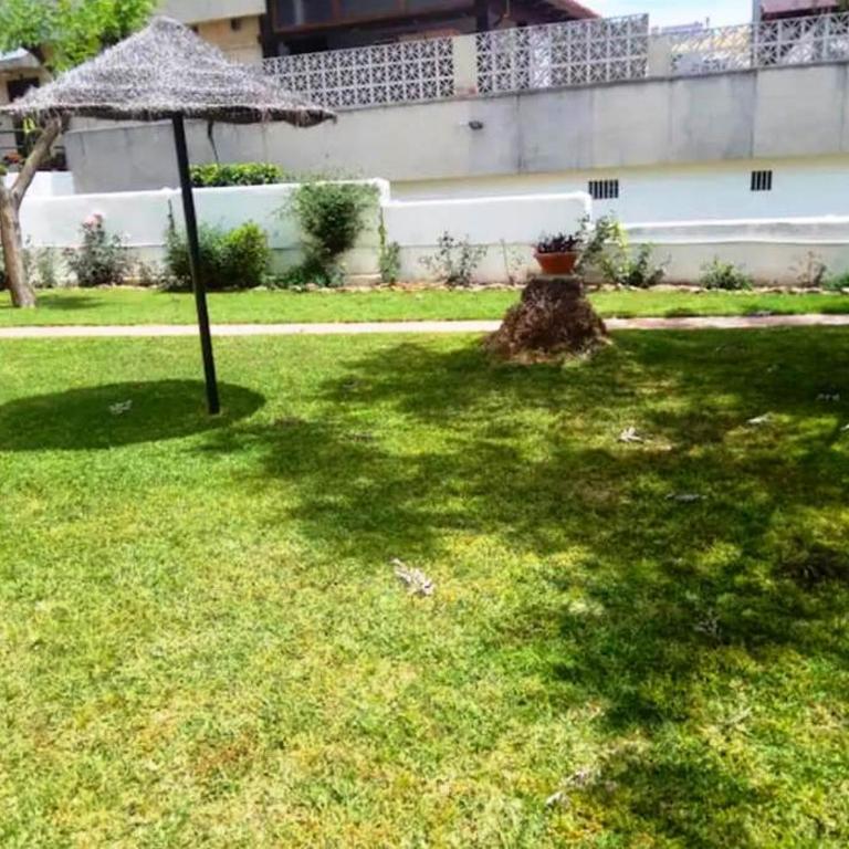 Soleado y luminoso a 3 minutos de la playa-Carihuela - Apartamento de 1 dormitorio - 52