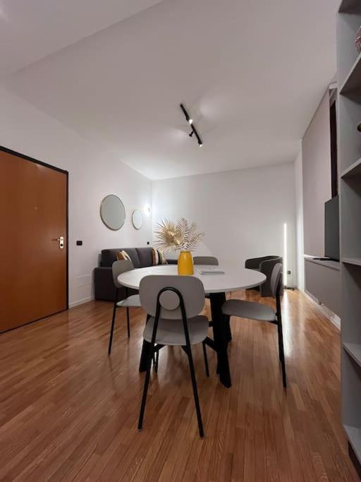 Apartment Aurora Rho Fiera - Appartamento con 1 Camera da Letto - 22