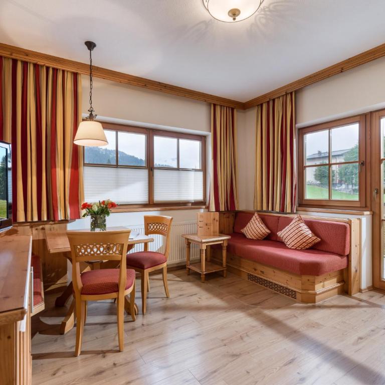 Appartements Haflingerhof - Apartment mit 1 Schlafzimmer- Hahnenkamm - 1