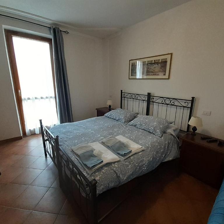 B&B La Verbena - Camera Matrimoniale/Doppia con Letti Singoli con Letto Supplementare - 4