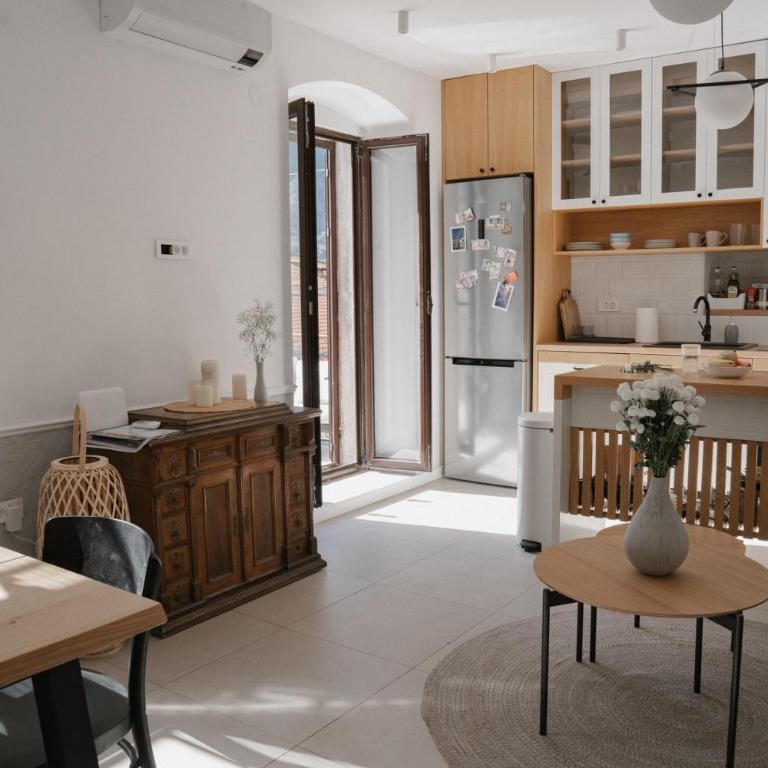 Nest 382 - Apartman sa Terasom - 1