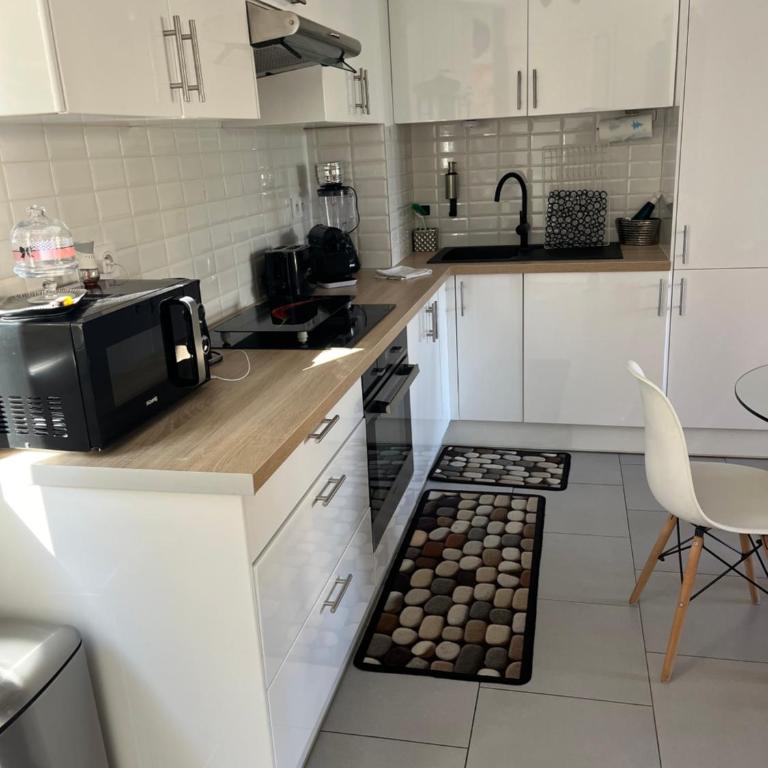 Beau 2P, très équipé, localisation parfaite/AC - Appartement 1 Chambre - 3