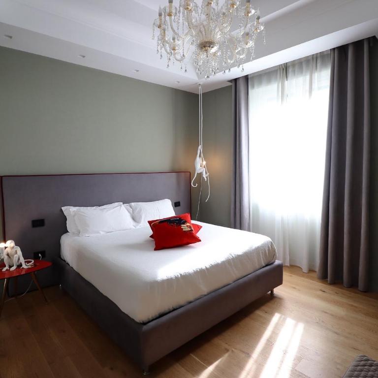Aron Only Suites Bed and Breakfast - Suite Deluxe con Vasca Idromassaggio - 3