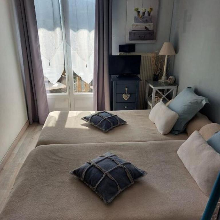 Hotel & Restaurant Le Chalvet - Chambre Familiale Confort - 16