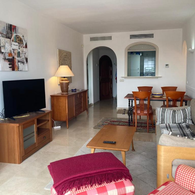 Apartamento Isla de Poniente Puerto Marina - Two-Bedroom Apartment - 6