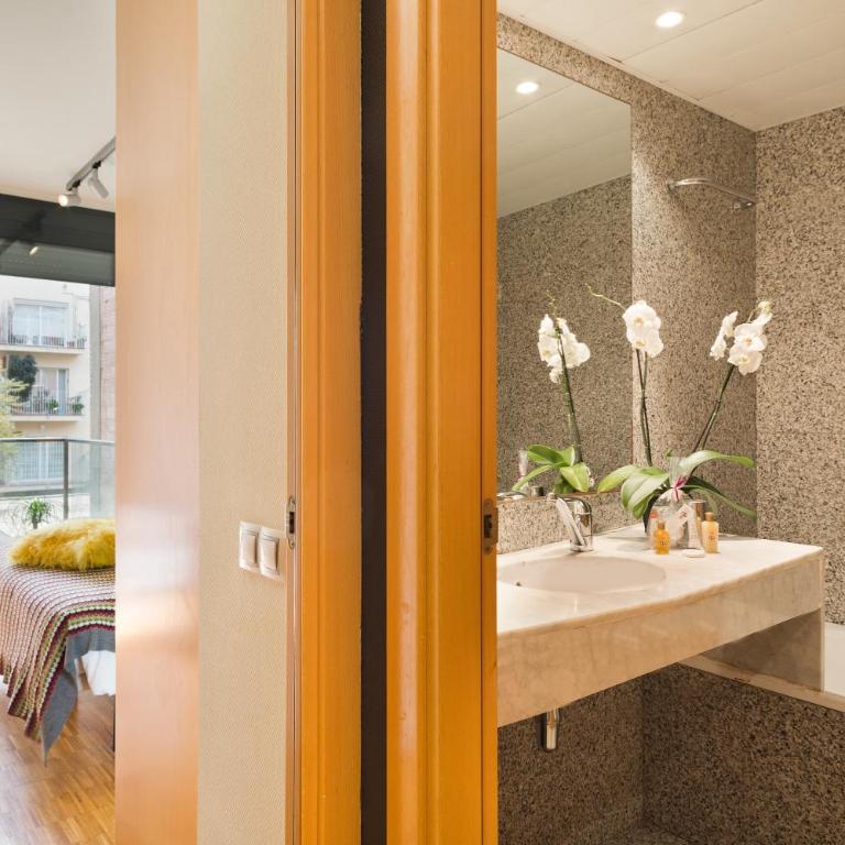 My Space Emirates - Spacious Apartments near the City Center - Apartment with Garden View - 14
