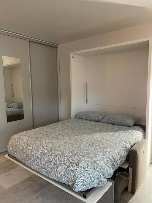 Charmant studio en centre-ville proche Monaco - Apartamento de 1 dormitorio - 9