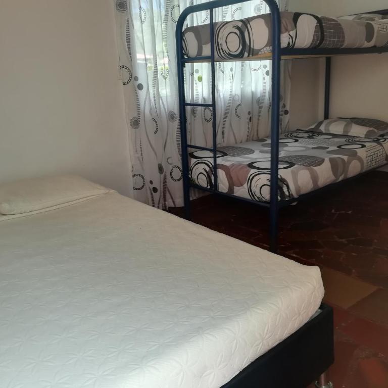 CLUB CAMPESTRE EL BOSQUE - Habitación Doble - 1 o 2 camas - 3