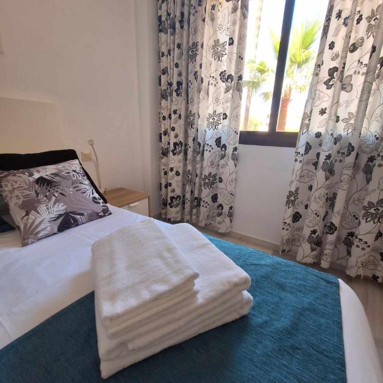 Primera Linea del Mar - Acceso Directo Playa Carihuela -By Budha Apartments - Apartamento de 1 dormitorio - 55