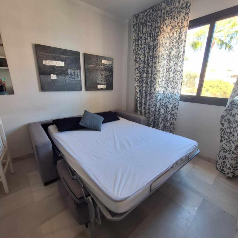 Primera Linea del Mar - Acceso Directo Playa Carihuela -By Budha Apartments - Apartamento de 1 dormitorio - 54