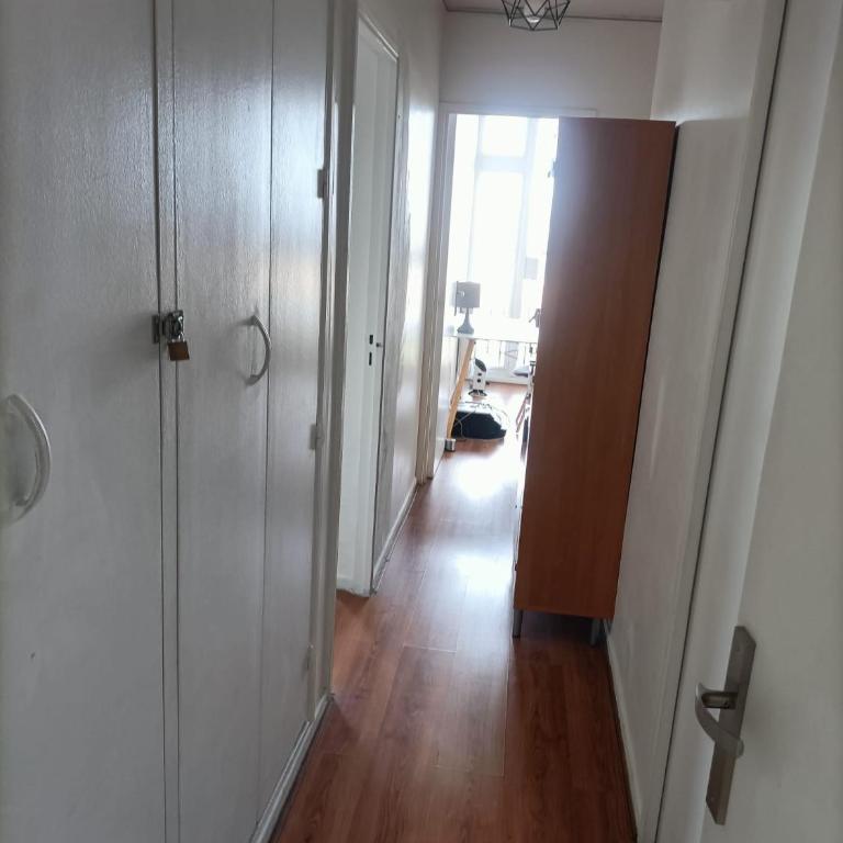 VUE MER et montagne dans parc du roy d'espagne, Up to 7 people - Apartment - 44