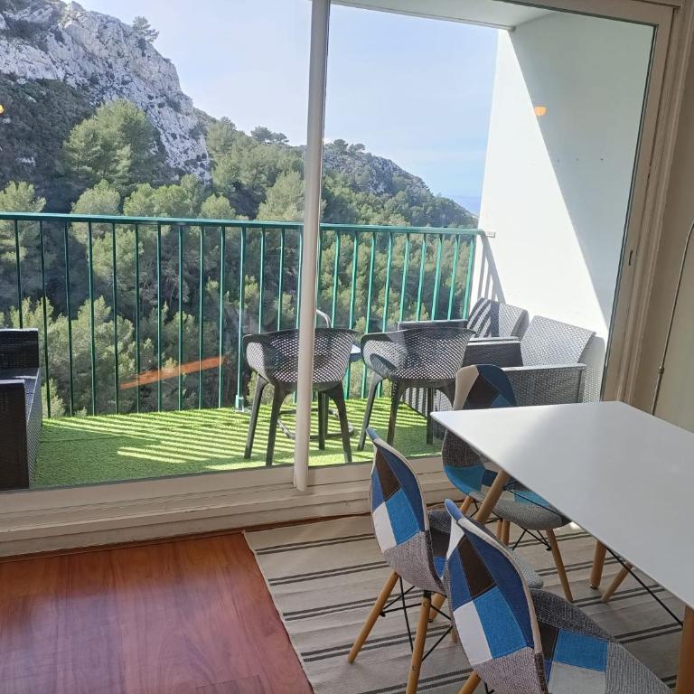 VUE MER et montagne dans parc du roy d'espagne, Up to 7 people - Apartment - 66