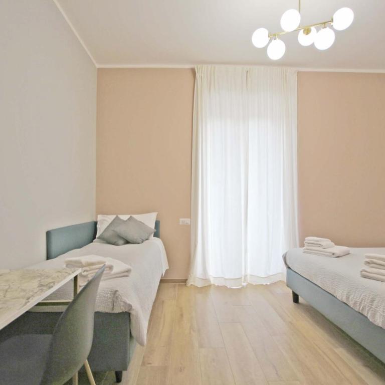 Roma Nostra Luxury B&B - Camera Quadrupla con Balcone - 15