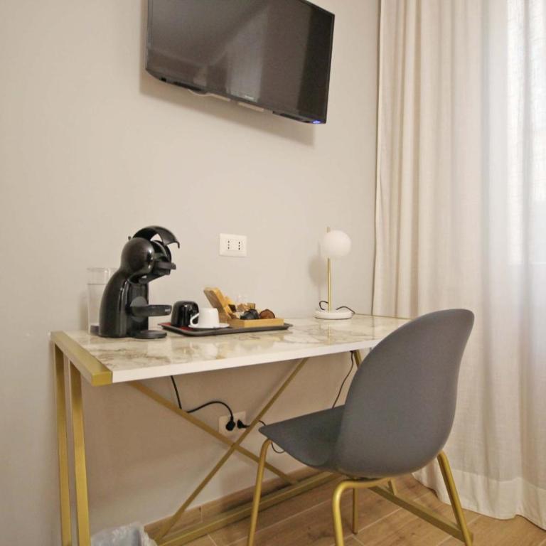 Roma Nostra Luxury B&B - Camera Deluxe - 5