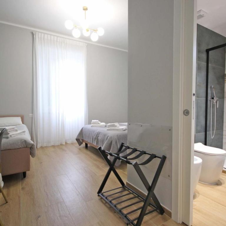 Roma Nostra Luxury B&B - Camera Quadrupla con Bagno Privato - 9