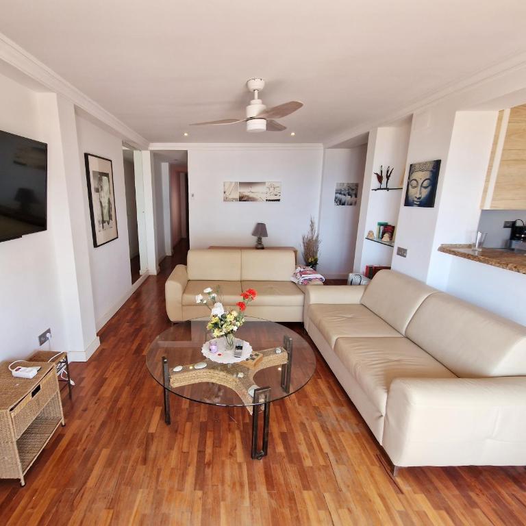 Estepona playa - Two-Bedroom Apartment - 4