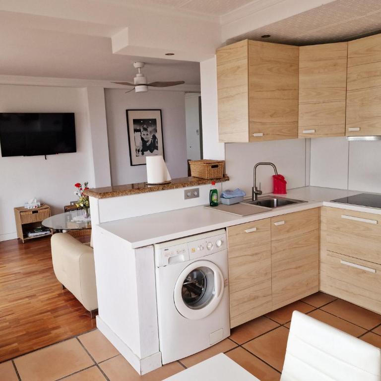 Estepona playa - Two-Bedroom Apartment - 9