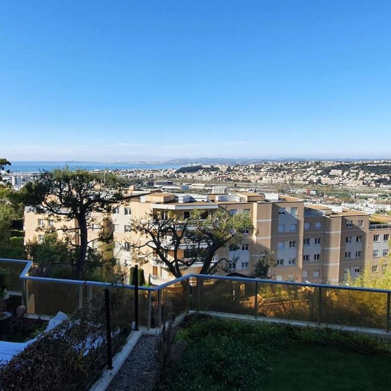 Appartement calme avec piscine Vue mer & montagne - Appartamento con 1 Camera da Letto - 1