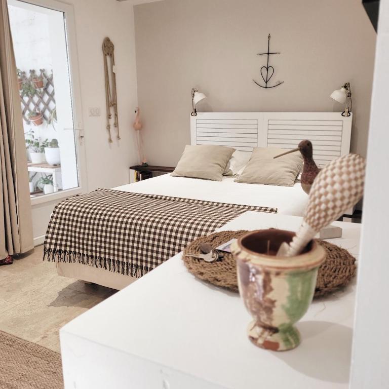 La maison blanche Intra-Muros Free parking - Suite - 1