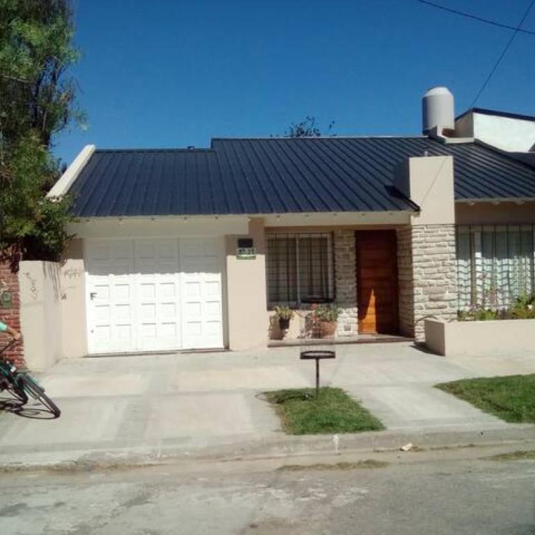 MIRAMAR CHALET - Casa Unifamiliar de 3 dormitorios - 1