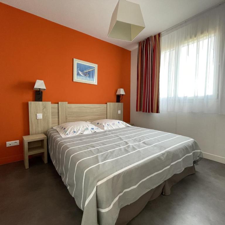 Appartement 2P à Sète avec Piscine, Clim, Parking et Proche Plages - FR-1-338-556 - Apartment - 4