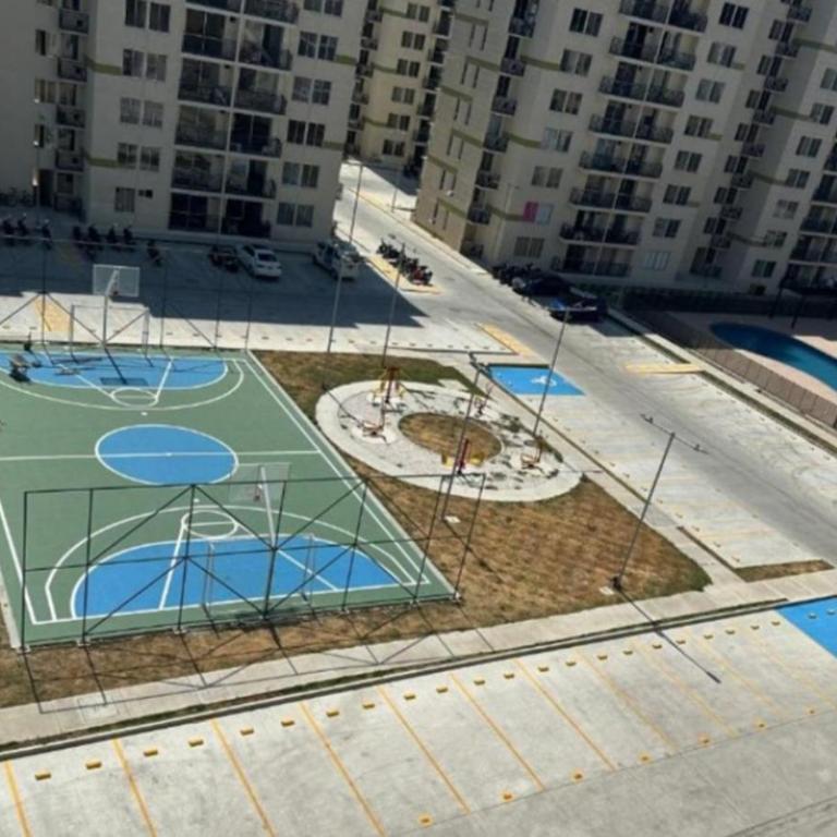 Bonito apartamento cerca a las playas y al centro - Three-Bedroom Apartment - 21