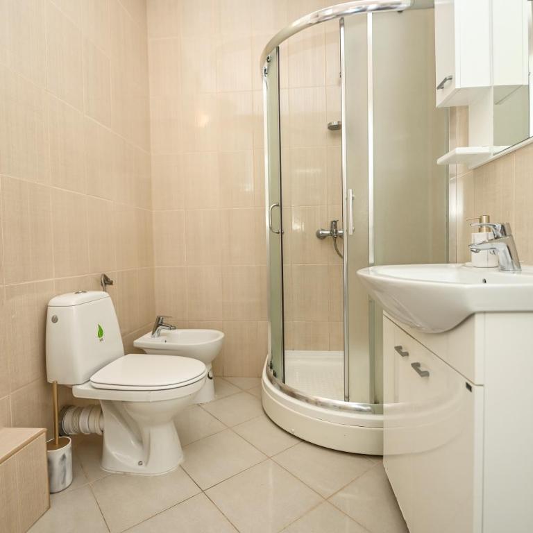 Villa Lux Rajović - Apartman s 1 Spavaćom Sobom, Balkonom i Pogledom na More - 6