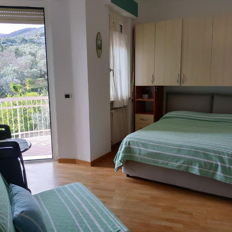 VentoVerde B&B - Camera Matrimoniale con Bagno Privato Esterno - 3
