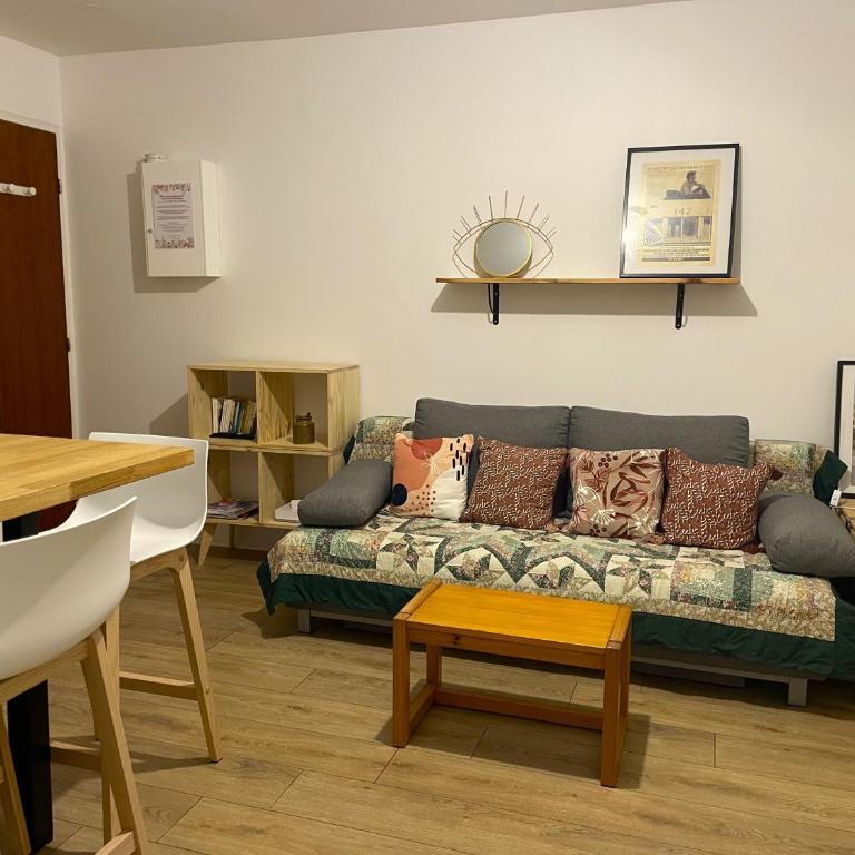 Cosy, fully renovated 2-room apartment with sea view - Apartamento de 1 dormitorio - 3