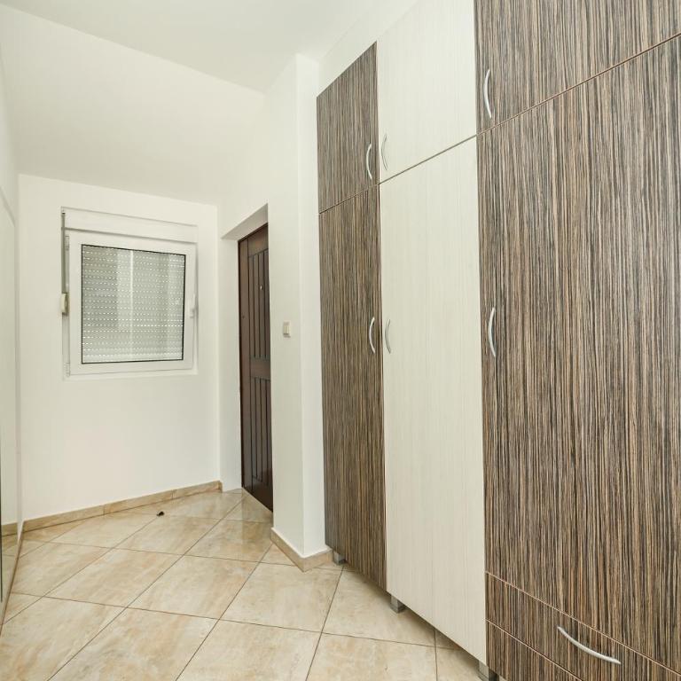 Villa Lux Rajović - Dupleks Apartman s 2 Spavaće Sobe i Balkonom s Pogledom na More - 8