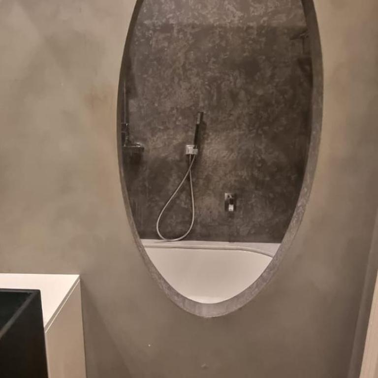 Family Hostel Milano - Camera Tripla con Bagno in Comune - 15